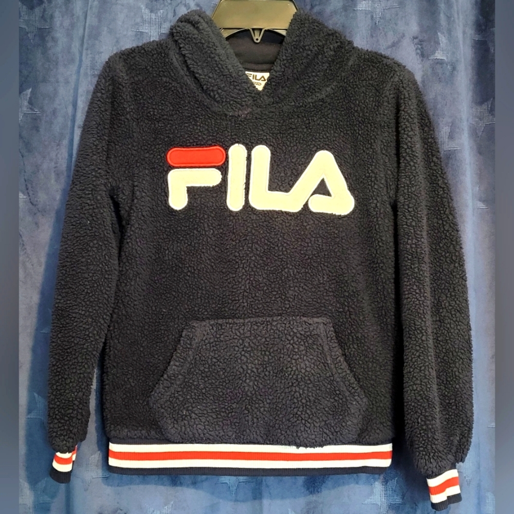 2 for 5️⃣💲7-8Y Navy Fila hoodie